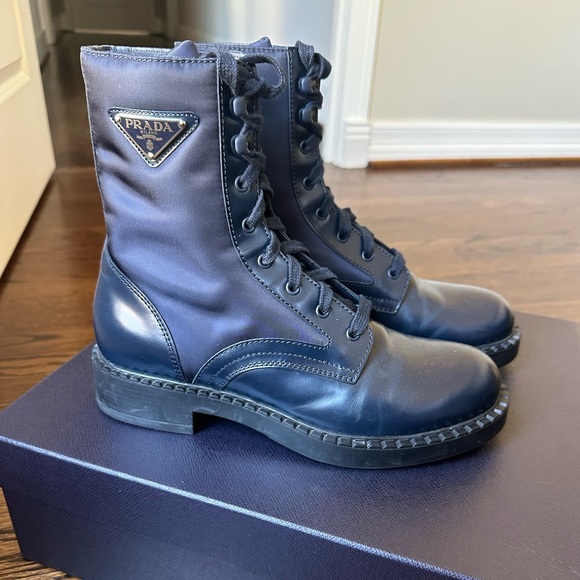Men’s Prada Boots Size 8 1/2 In Navy - Picture 1 of 7